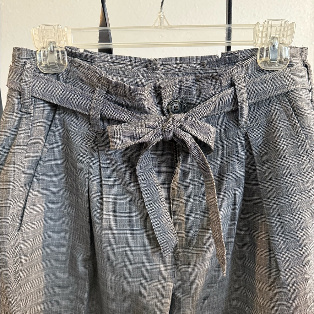 American Eagle Outfitters Black and White Plaid Pants